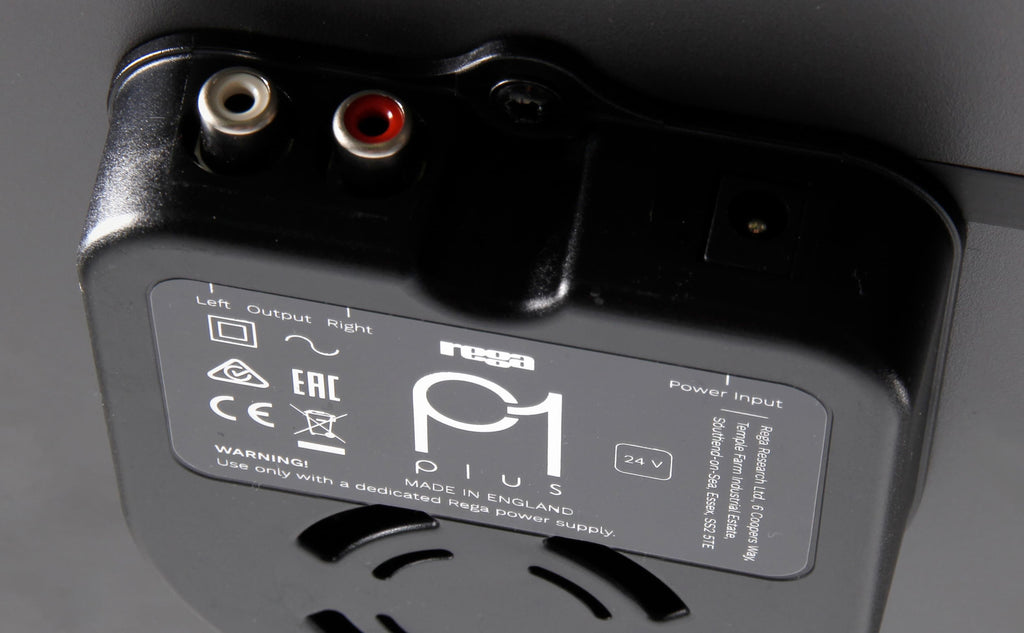 REGA TT PLANAR 1 PLUS MATT BLACK TOCADISCOS CON PREVIO