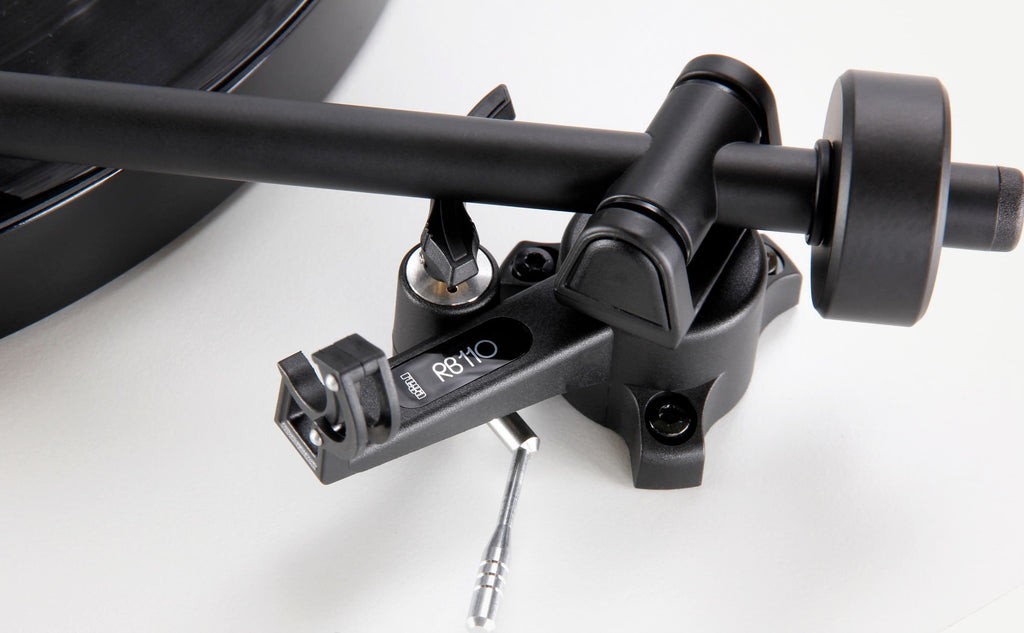REGA TT PLANAR 1 PLUS MATT BLACK TOCADISCOS CON PREVIO